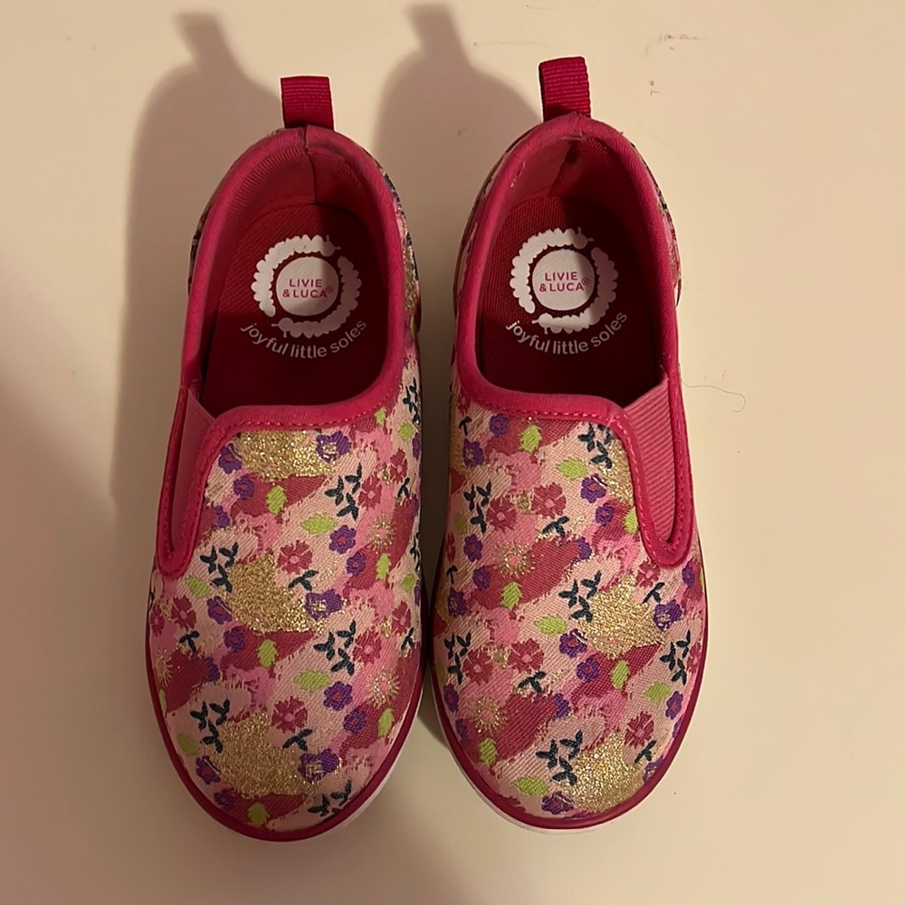 Livie & Luca size 11